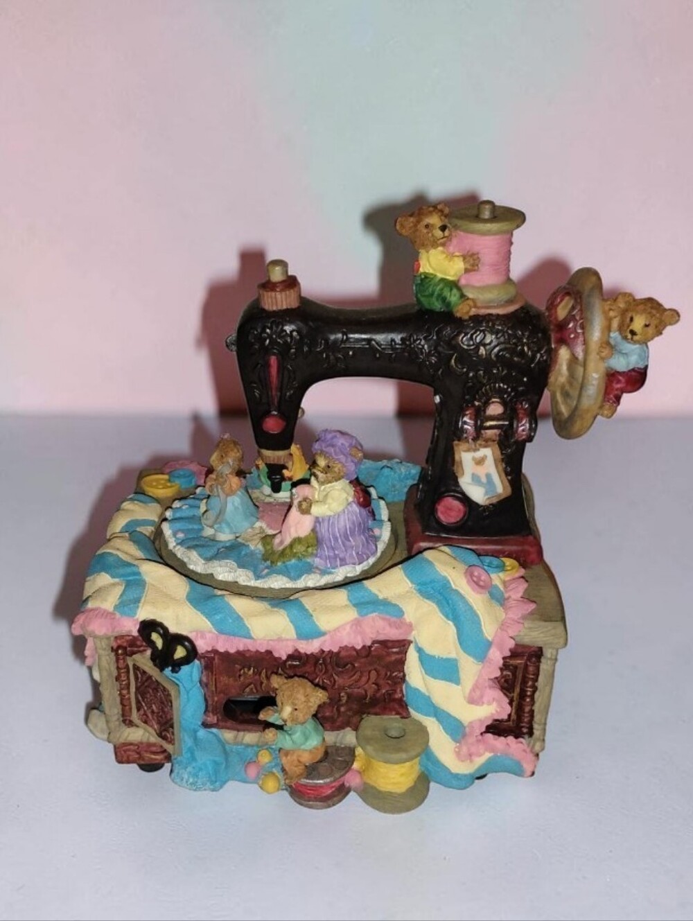 Vintage Classic Treasures Animated Sewing Bears Music Box EUC